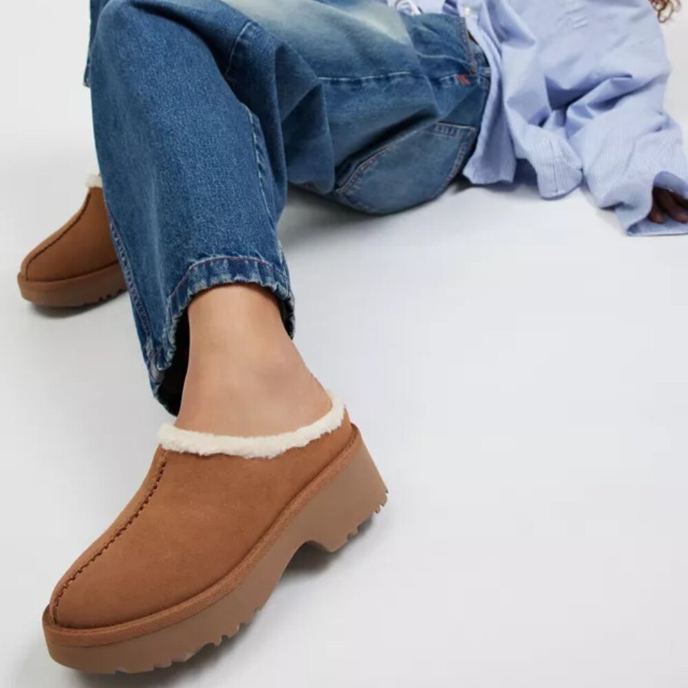 UGG Women's New Heights Cozy Clog